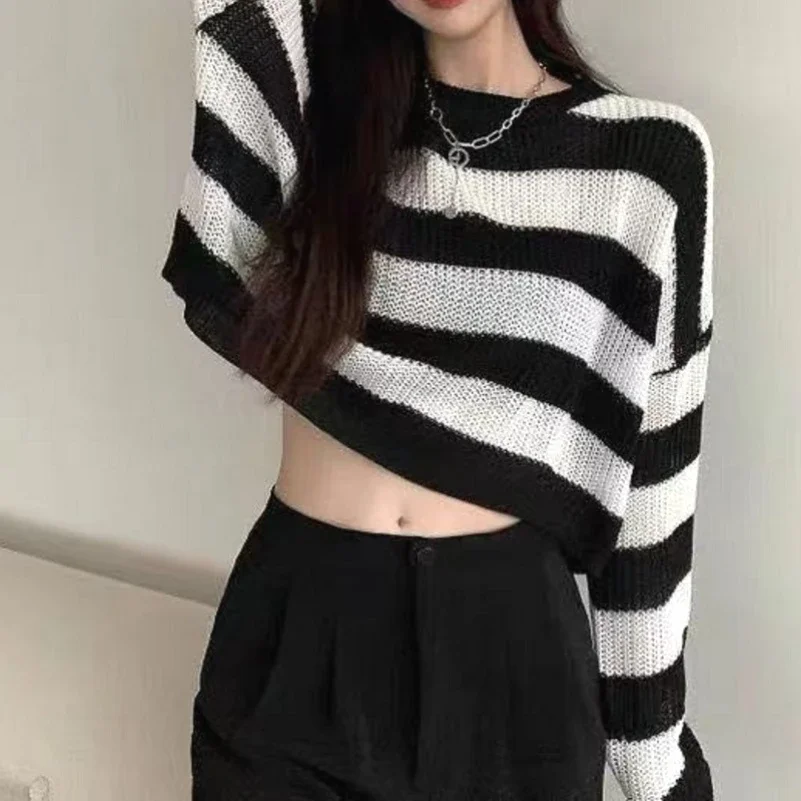 2023 New Korean Style Striped Cropped Sweater Women Vintage Oversize Knit Jumper Female Autumn Long Sleeve O-neck Pullovers Tops