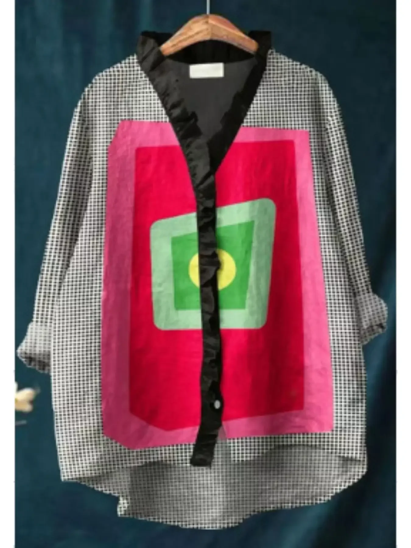 

2026 women's long sleeved lace shirt with exquisite retro floral pattern design, Button front blouse and foam sleeves,