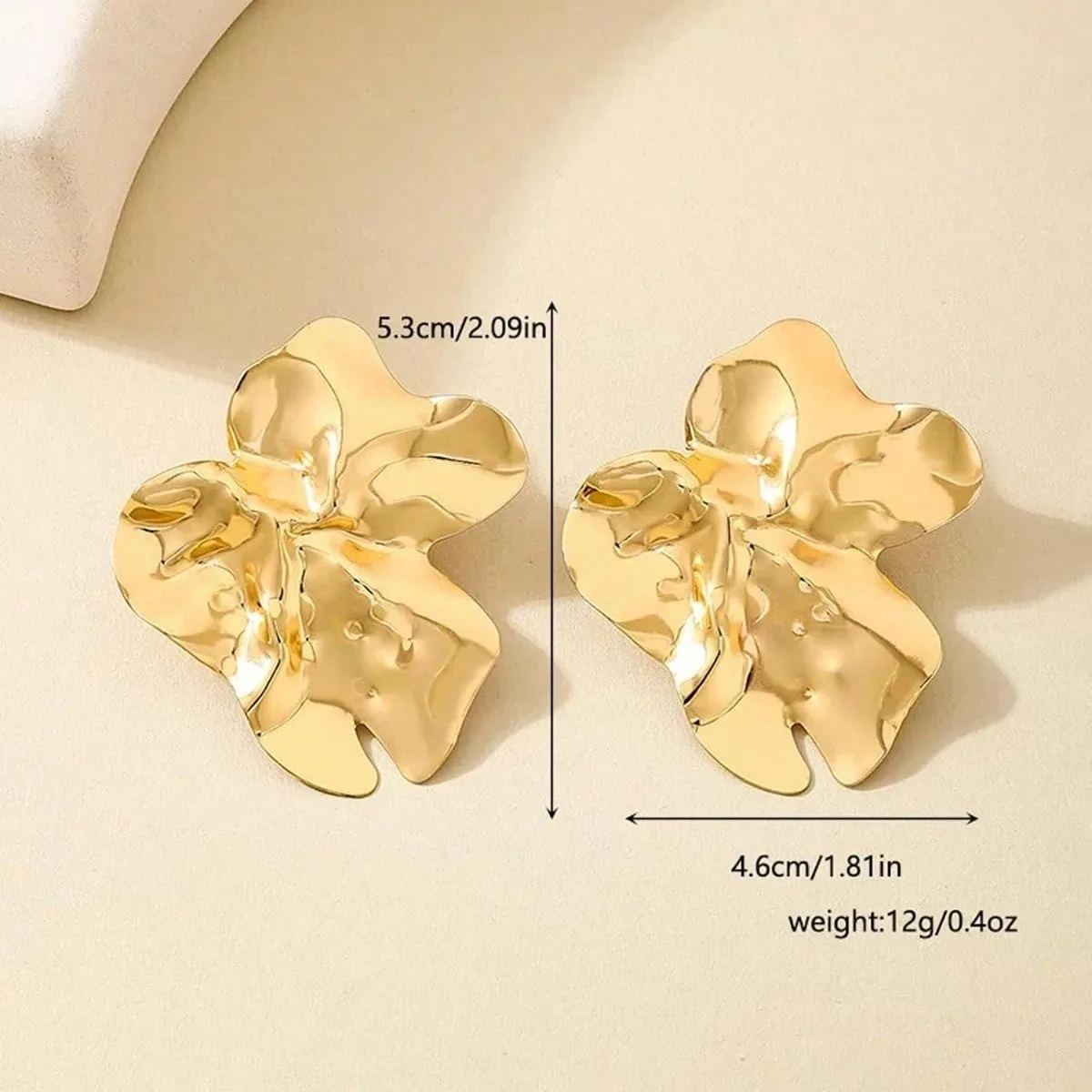 Irregular Wavy Petal Stud Earrings, Hammered Textured Large Floral Earrings, Abstract Flower Statement Jewelry, Elegant Gold Tone Flower Earrings for Women, Ideal Ornament for Daily Wear, Dating and Party Occasions