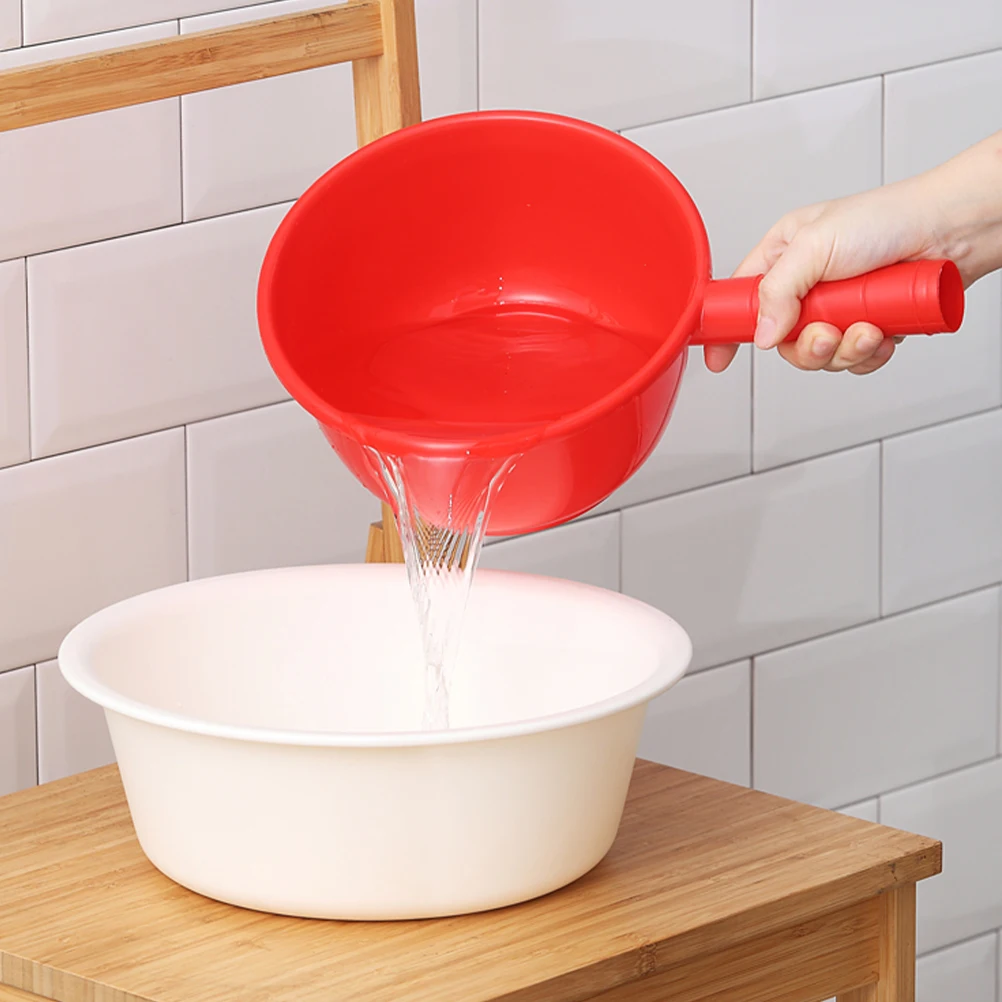 

Multipurpose Water Scoop Reusable Ladle Compact Lightweight Ergonomic Design for Kitchen Restaurant Household Use