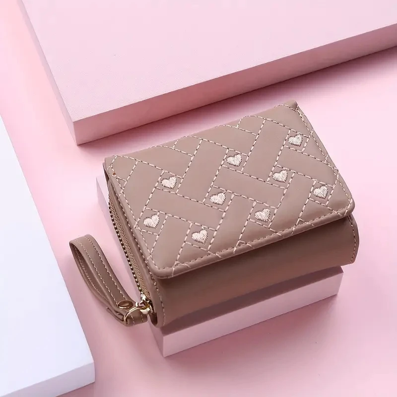 1 fashionable embroidered love coin wallet, three fold card holder, multi card slot wallet