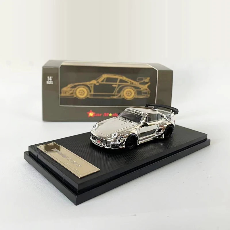 

Star 1:64 Model Car Pors RWB993 GT Wing Alloy Die-cast Vehicle- Chrome Silver