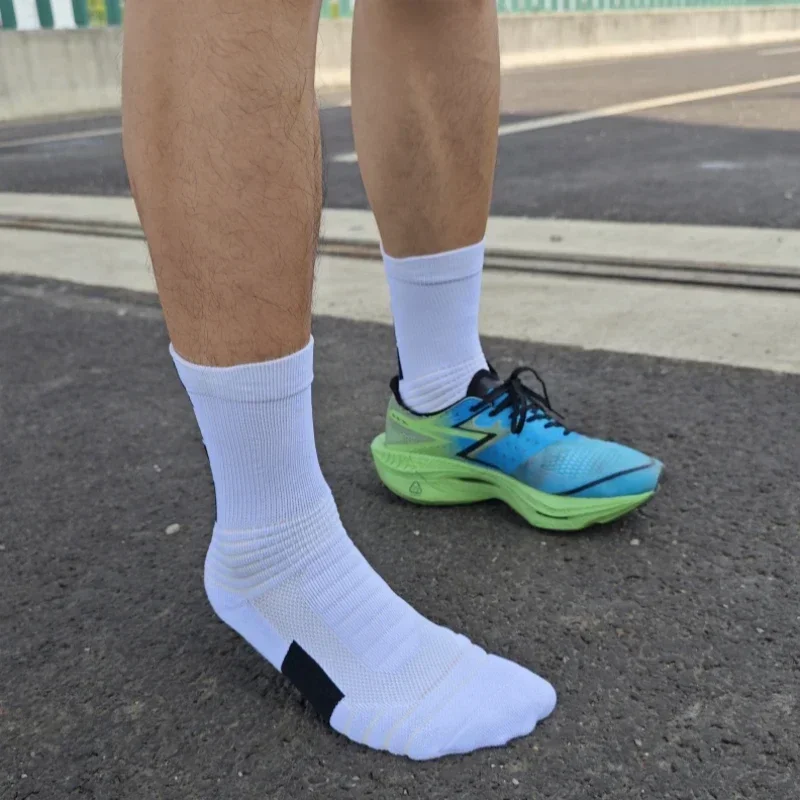 3 pairs Professional Marathon Trail Running Sock Men Sports Fitness Cushioned Thickened Quick Dry Training Stocking Crew Socks