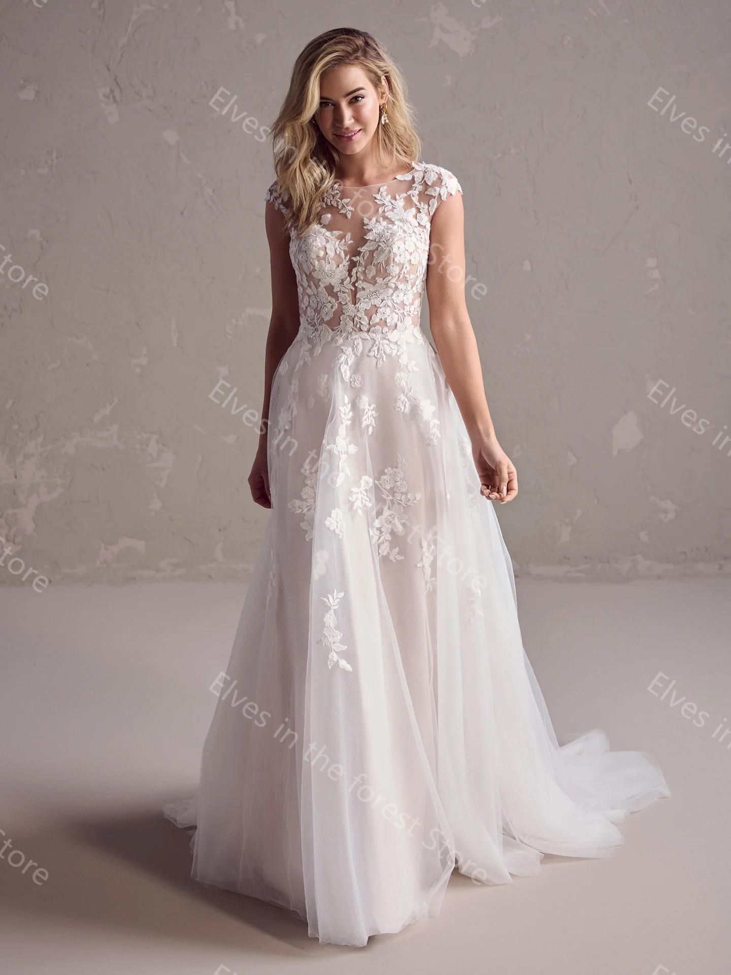 Elegant A Line Wedding Dresses Lace Appliques Sequins Sleeveless Bridal Gowns Sexy See Thru Back Sweep Train Robes de Mariee