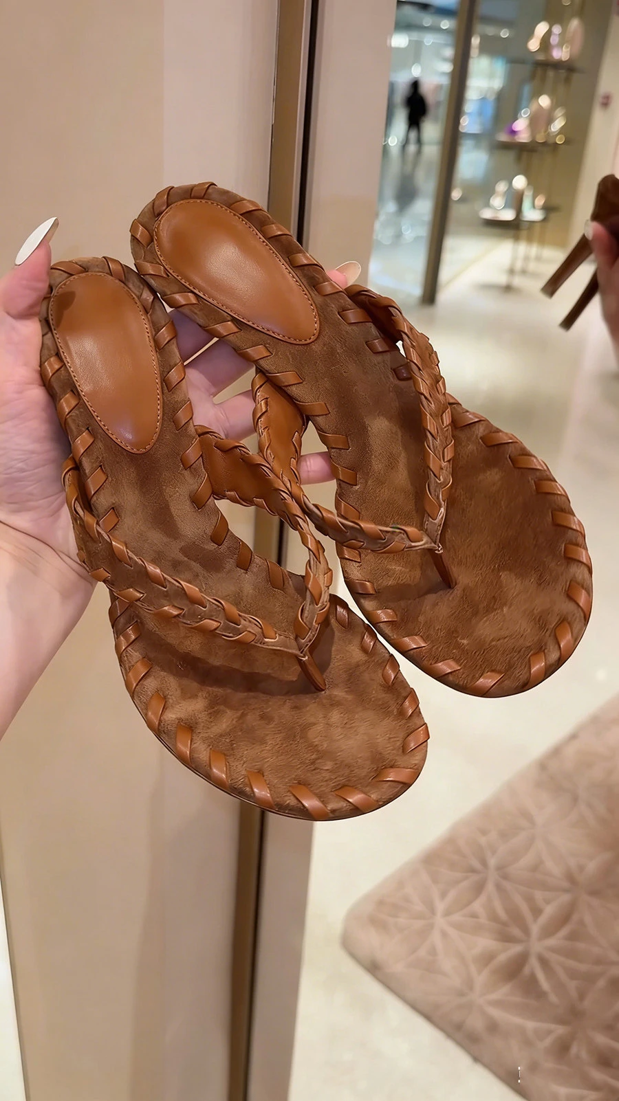 Französische gewebte Zehenriemen-Flip-Flops für Damen, Sommer 2026 Neue Retro Casual High-Heel Römersandalen