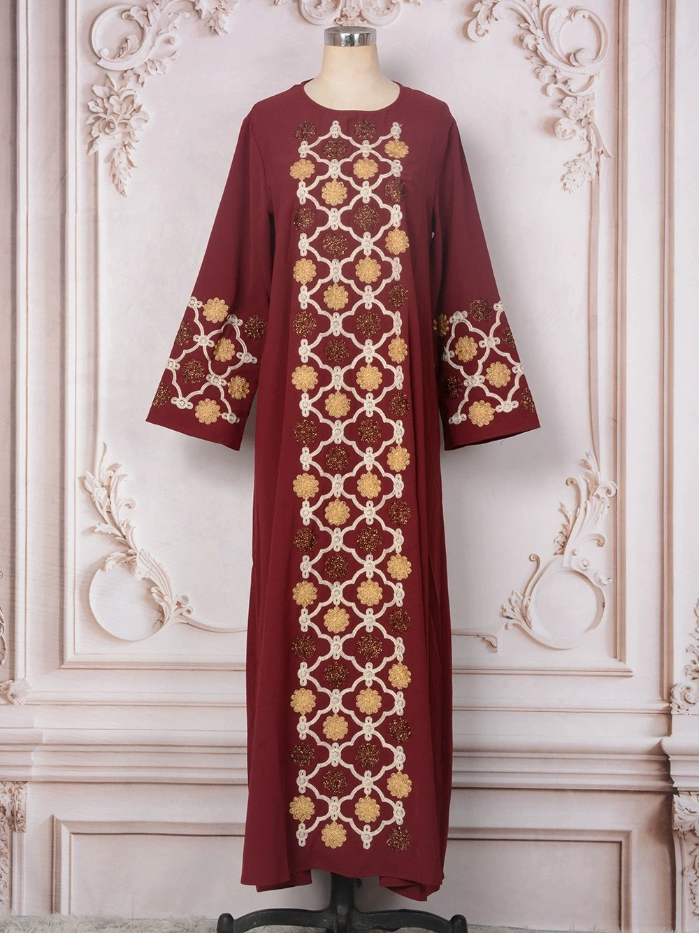 

Ближневосточная женская одежда, новая мусульманская одежда, элегантный халат с вышивкой и круглым вырезом, платье, женское платье, халат из Саудовской Аравии