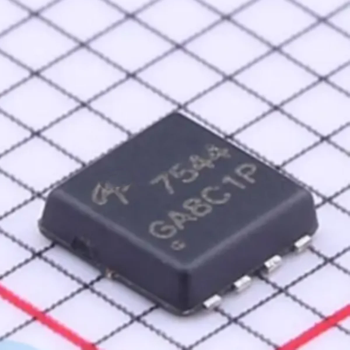 AON7544 Marking 7544 DFN-8(3x3) NEW Original Field Effect Tubes (MOSFETs) 23W 30V 30A 1 N-channel 5mΩ@10V 2.2V@250uA MOSFETs