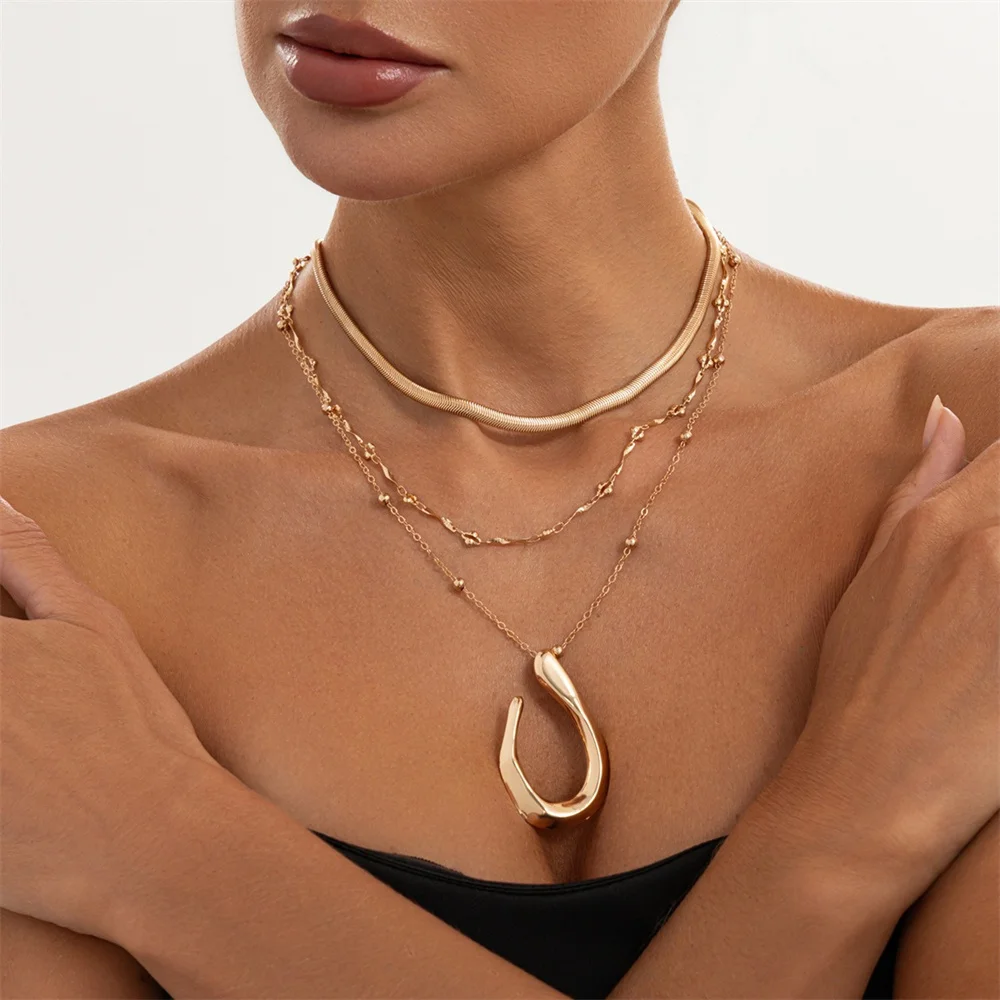 3Pcs/Set Vintage Hollow Geometry Pendant Necklace Set for Women Snack Chain Necklace Creative Classic Clavicle Chain Jewelry