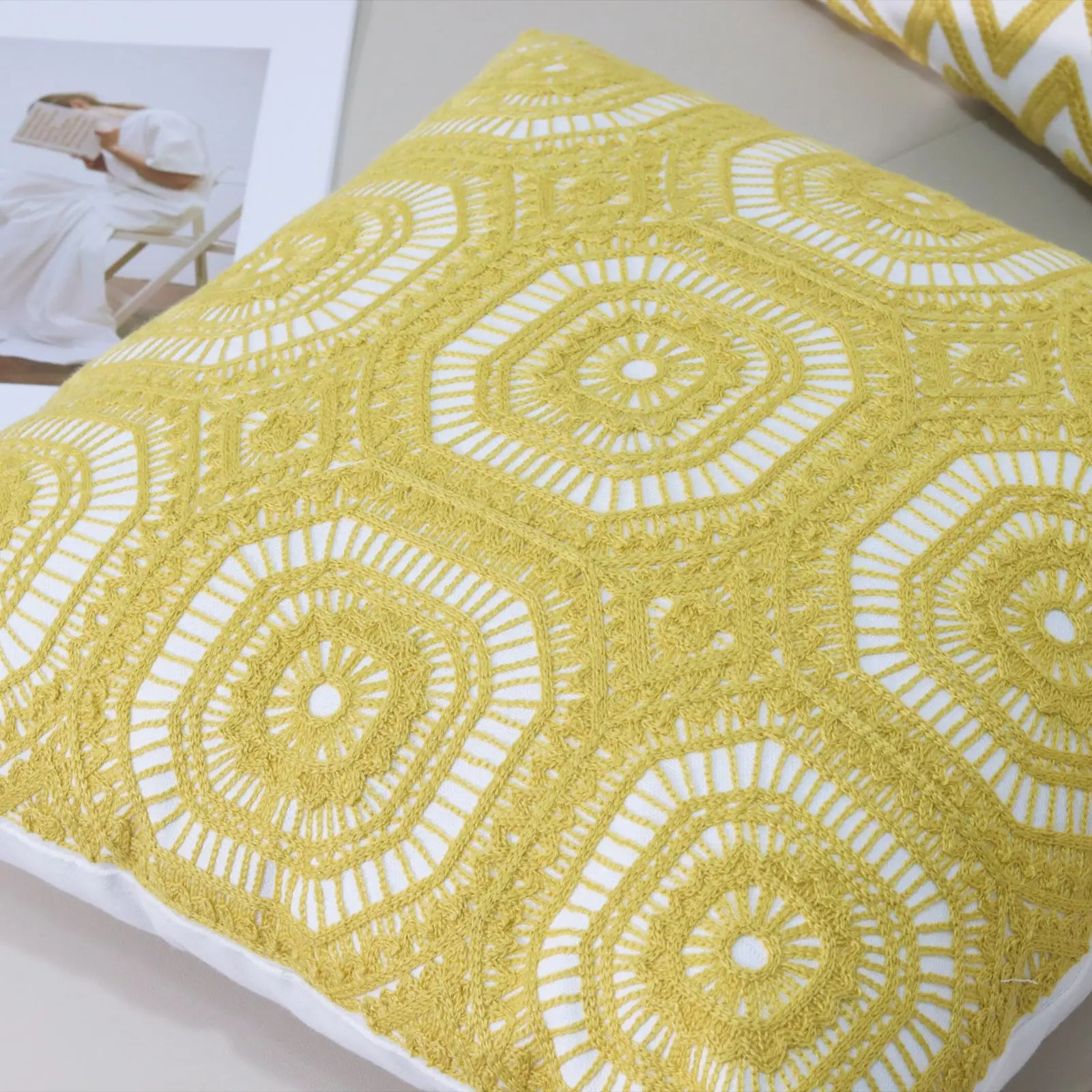 Home Decor Embroidered Cushion Cover Yellow Geometric Floral Canvas Cotton Suqare Embroidery Throw Sofa Pillow Cover 45x45cm