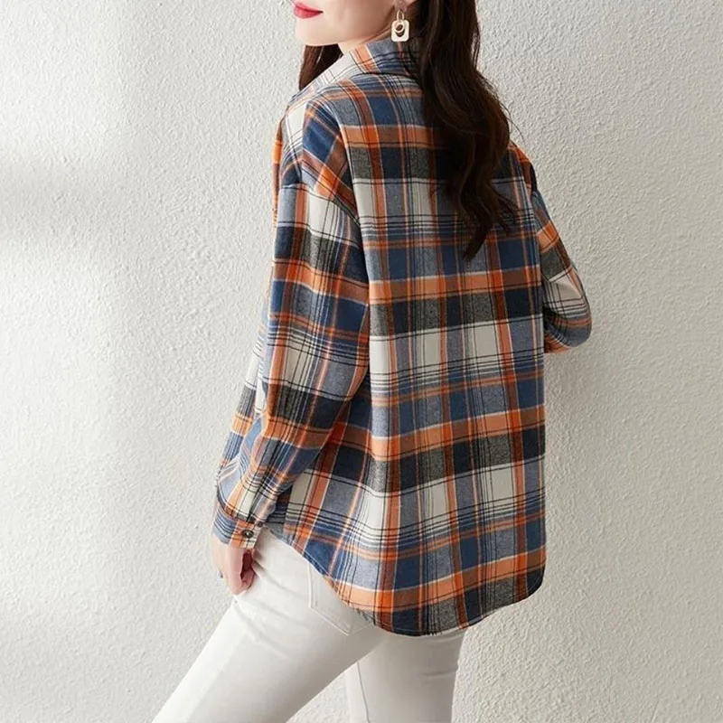 2023 Frühling Herbst neue koreanische Vintage Langarm Plaid Blusen Mode Taschen Turn-Down-Kragen lässig Damen Knöpfe Hemd