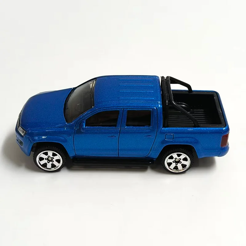 CCA Diecast Amarok Pickup Truck im Maßstab 1:64, Legierungsautomodell, Klassiker, Souvenir für Erwachsene, Geschenk, Hobbys und Spielzeug