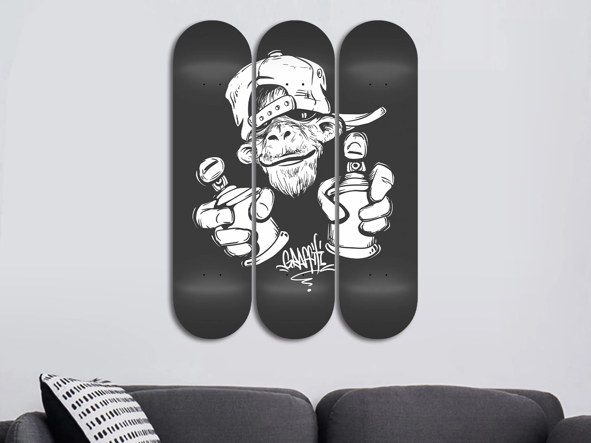 3pcs Cute Monkey Skateboard Wall Mural Pop Art Pro-Grade Skate Deck Wall Plates for Bar Club Game Room Wall Decoration