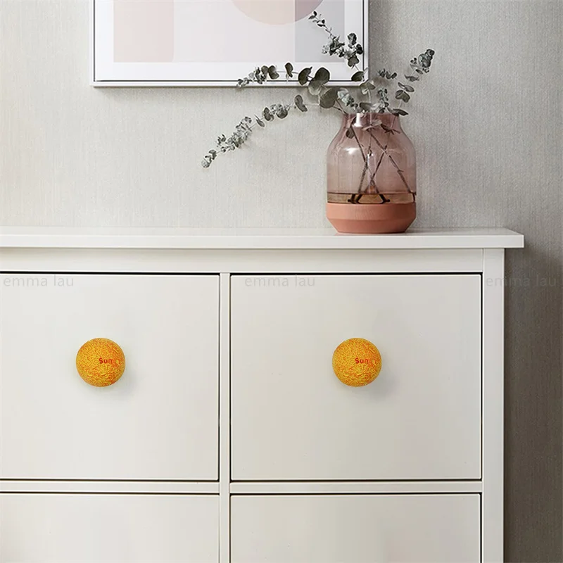 Neueste Planet Schrank Griffe Einloch Schublade Tür Knöpfe Messing Basis Möbel Griff Für Kleiderschrank Küche Schrank Zieht Diy