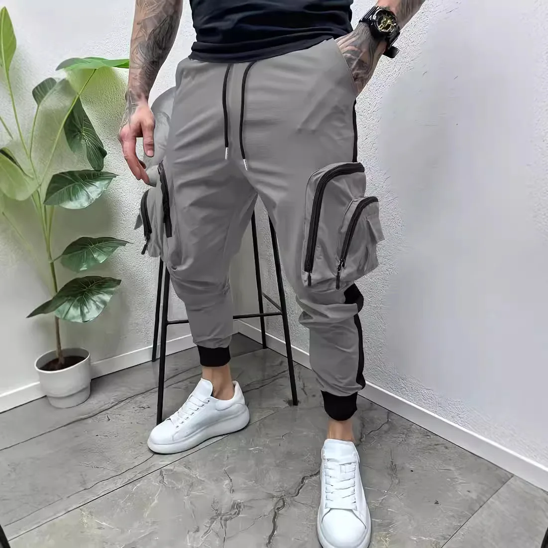 New Spring And Autumn Men\'s Color Matching Pocket Loose Outdoor Sports Pants Fashion With Breathable Small Feet Pants