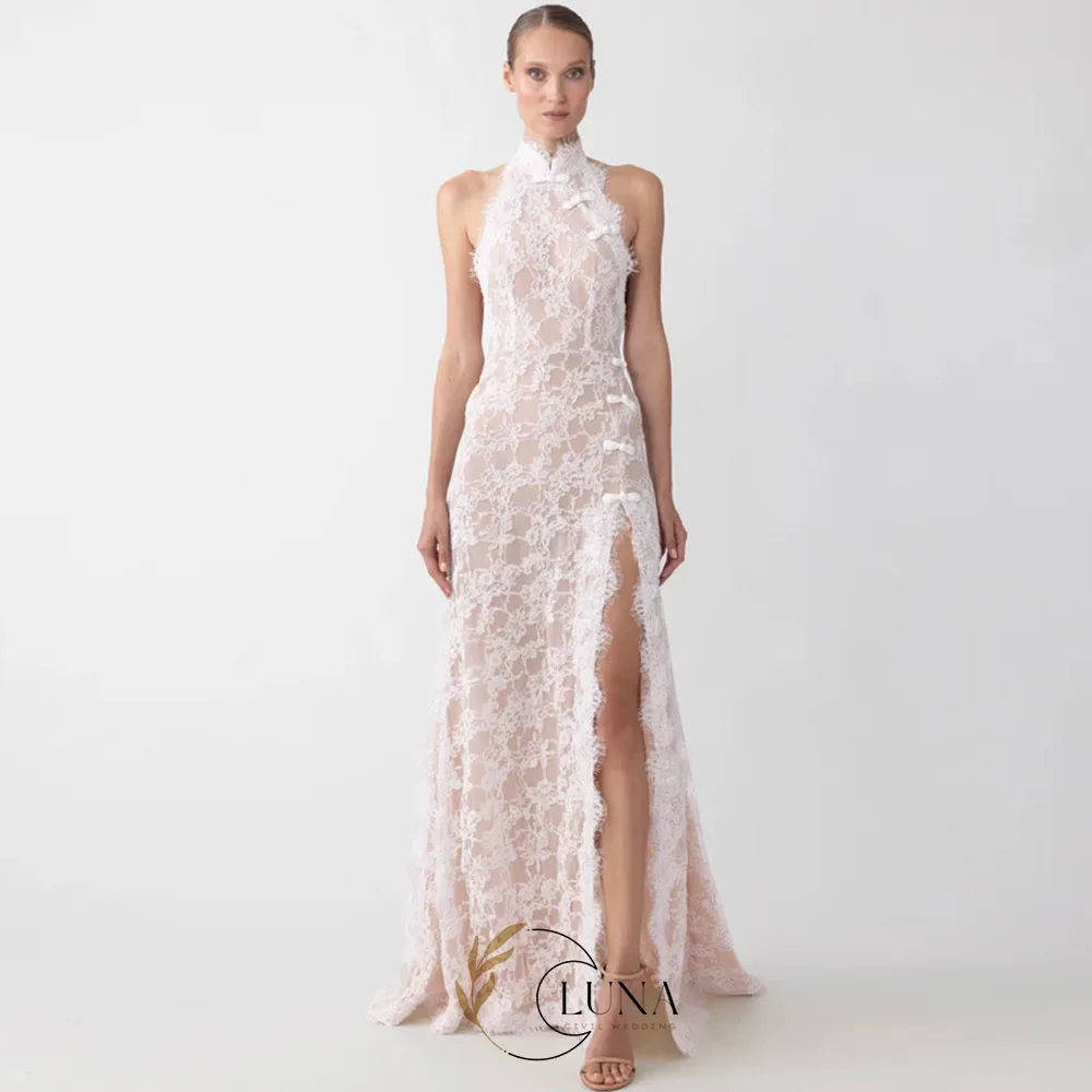 Luna Maßgeschneidertes Vintage Neckholder-Spitzen-Brautkleid Meerjungfrau-Stil Elegant Ärmellos Applikationen Seitlicher Hoher Schlitz Brautkleid
