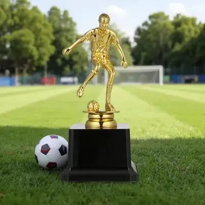 

Золотой маленький золотой мужской пластиковый трофей, прочный футболист, награда, украшения для вечеринки, кубок чемпионата, трофей футболиста