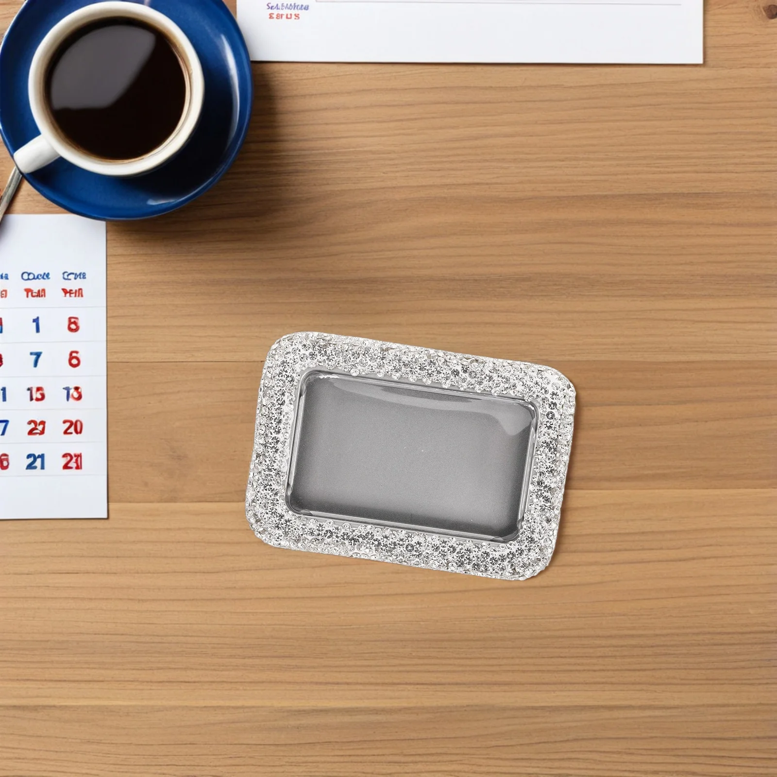 

Guitar Picks Container Rhinestone Metal Tin Storage Box Portable Pick Holder Display Case Organizer for Acoustic Electric Bass