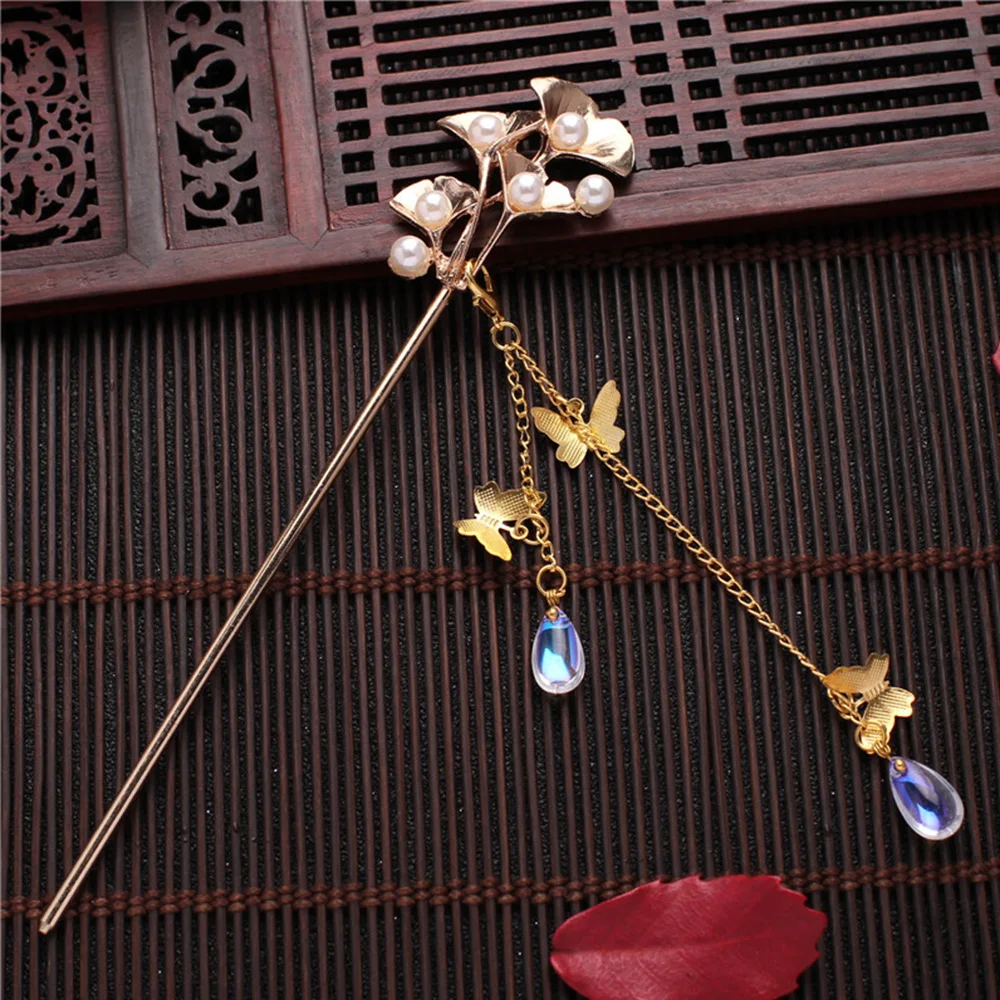 เครื่องประดับผมเจ้าสาวแบบคลาสสิกสไตล์จีน ประดับพู่ผีเสื้อ ปิ่นปักผมแบบมีพู่  เครื่องประดับผม  ปิ่นปักผมมุก