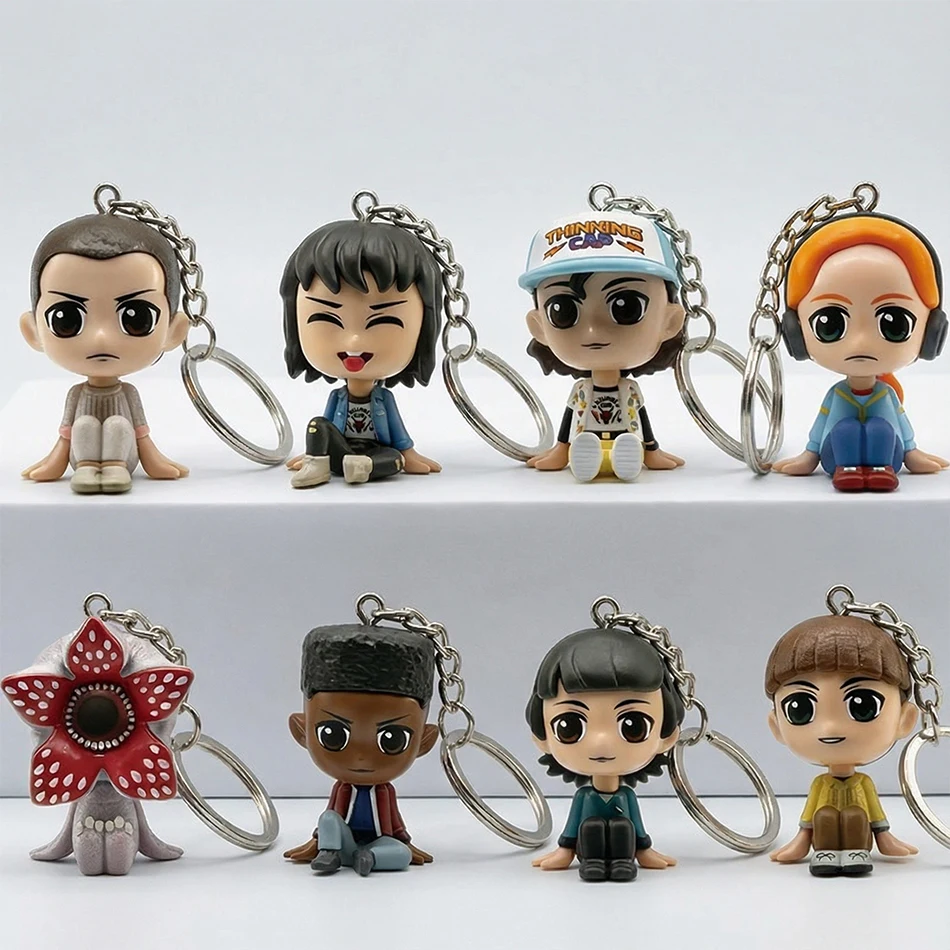 

Набор из 8 фигурок по мотивам сериала «Чудо-вопрек»: Элевин, Демогоргон, Дастин, Барб, Стив, Робин. Брелоки-игрушки из ПВХ, карманные фигурки-модели.