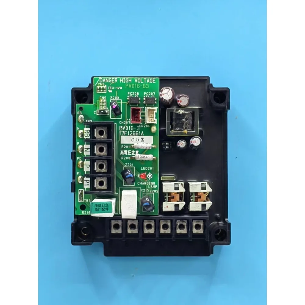 

Инверторный модуль для центрального кондиционера Hitachi 17F12661A PV016-3 HS15A3F12