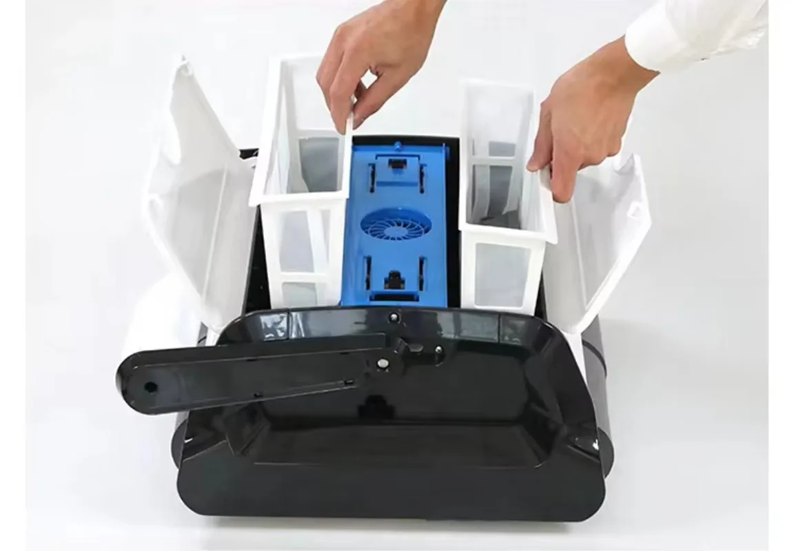 Water Crown Heavy Duty High End Swimming Pool Accessories Cleaning Tools Wireless Automatic Cleaning Robots