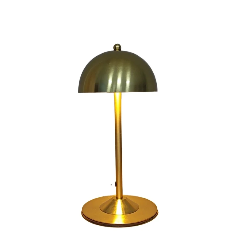 

Modern Golden Floor Lamps Mushroom Shaped Bedroom Bedside Study Eye Protection Table Lights Iron Art Desktop Decorative Lighting