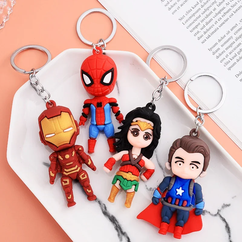 Disney-llavero de Los Vengadores de Marvel, muñeco suave de Anime, Spider-Man, Iron Man, Capitán América, colgante para bolso, llavero de coche, regalos de Juguetes