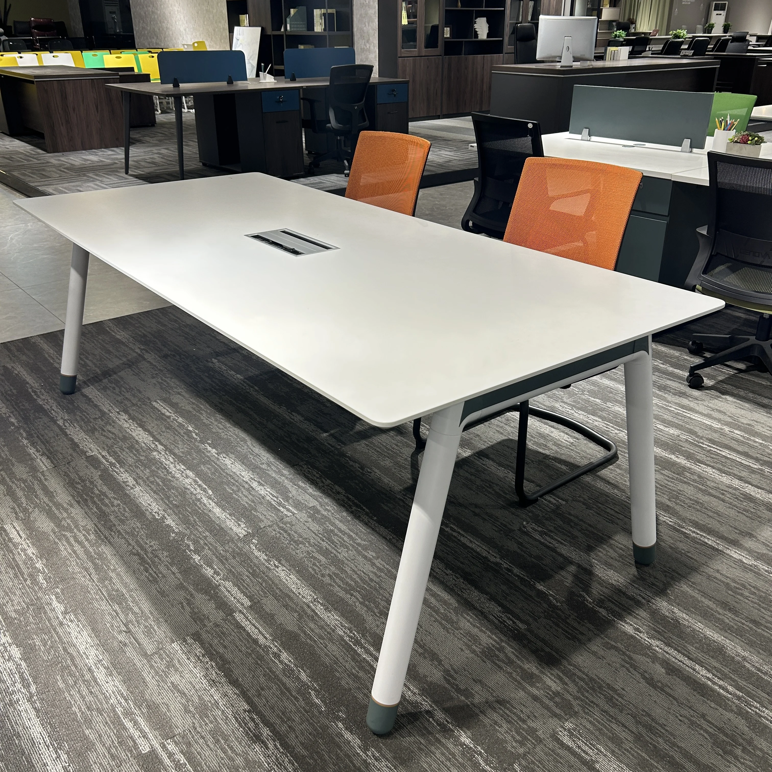 

Commercial Furniture Leisure Working Staff Small Meeting Table 6 Person White Wood Painting Modern Conference Table