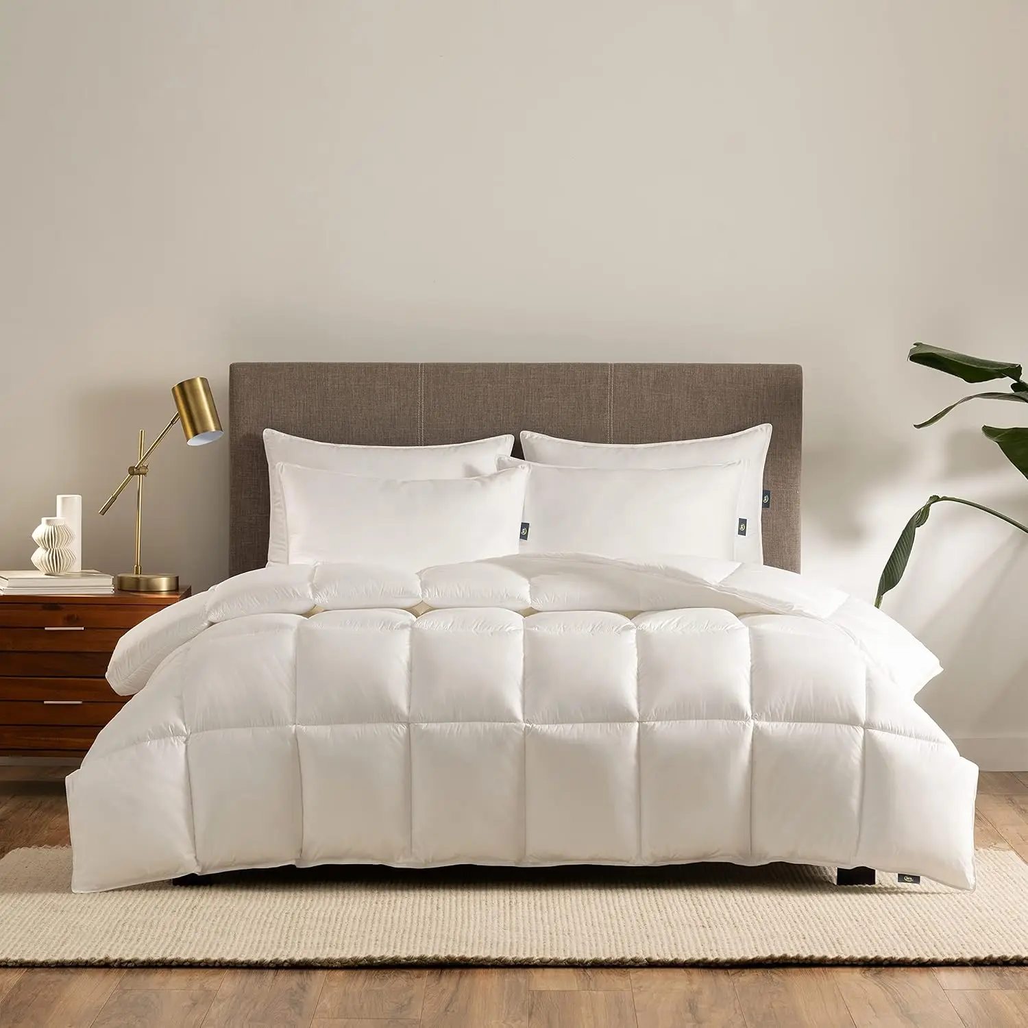 

Down Illusion All Season Hypoallergenic Down Alternative Comforter with Corner Loops, King/Cal King, White