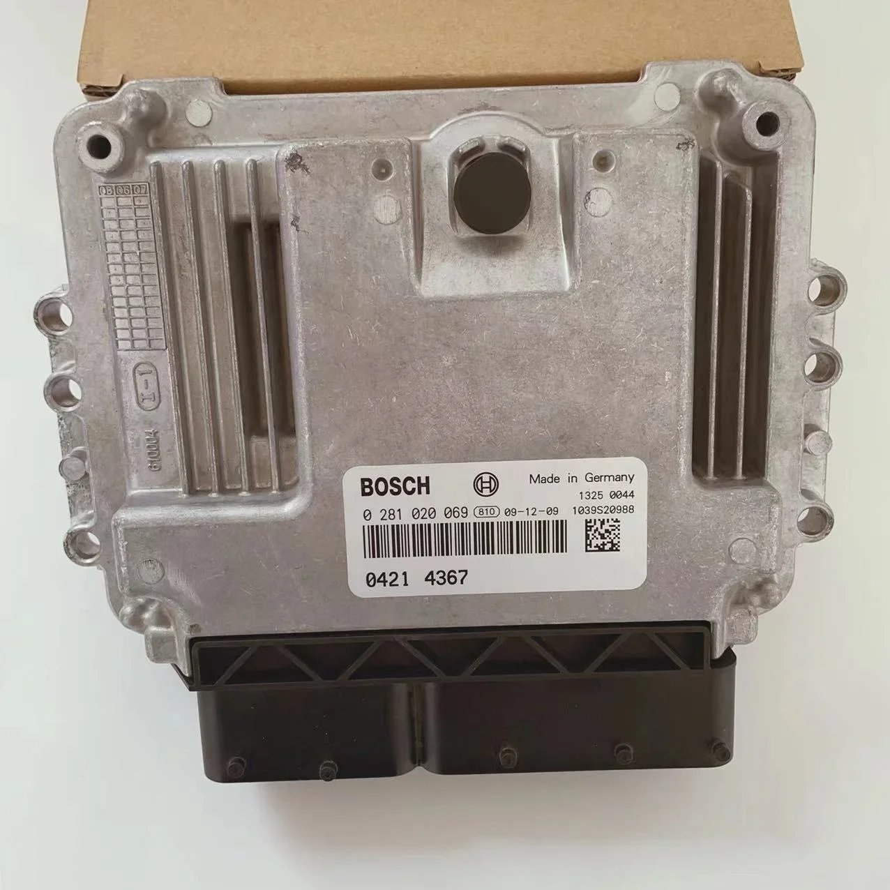 hot sell DEUTZ 04214367 Control unit for TCD2012/TCD2013 original  Engine Spare Parts ECU 04214367