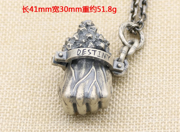 European and American navy style wild necklace S925 sterling silver vintage Thai silver male fist pendant aggressive sweater cha