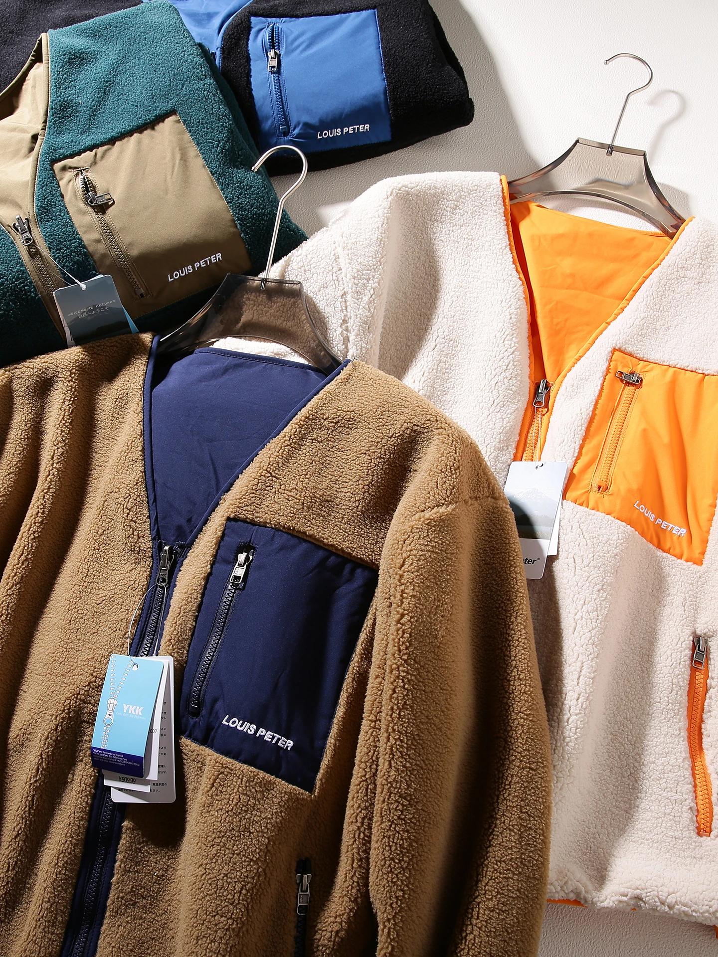 

Thiened Double-Sided Wear Outdoor Casual Lamb Velvet Jaet Men's Warmth Polyester Fiber Stand Version V-Ne Zipper