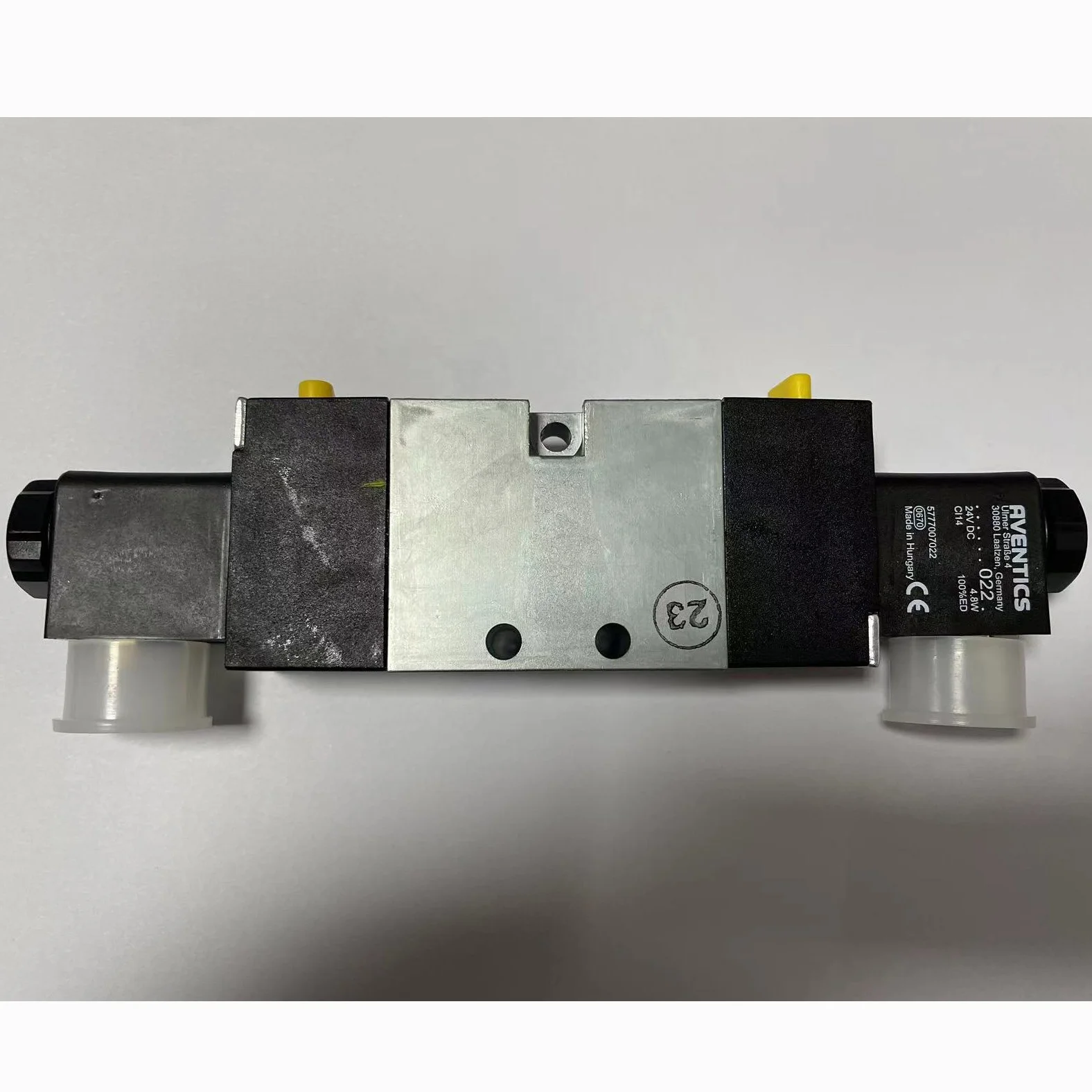 5/2-directional valve 1/8 inches 5777250220, Aventics valve Series CD04 5777250220