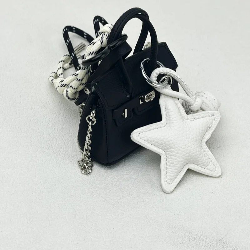 24 قلادة جديدة معقدة للغاية على شكل حقيبة، قلادات حقيبة متعددة الاستخدامات، مطابقة مع حبال معلقة، قلادات مفاتيح عصرية