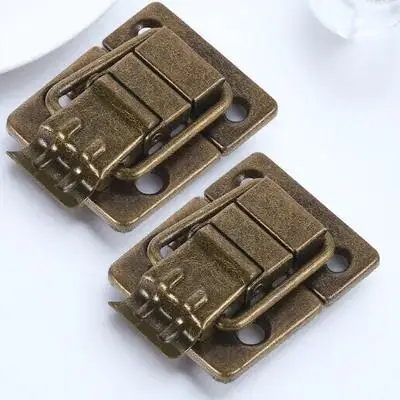 

2Pcs Iron Toggle Latch Vintage Style Box Latch for Present Case Makeup Box Metal Container Decorative Hasp Buckle