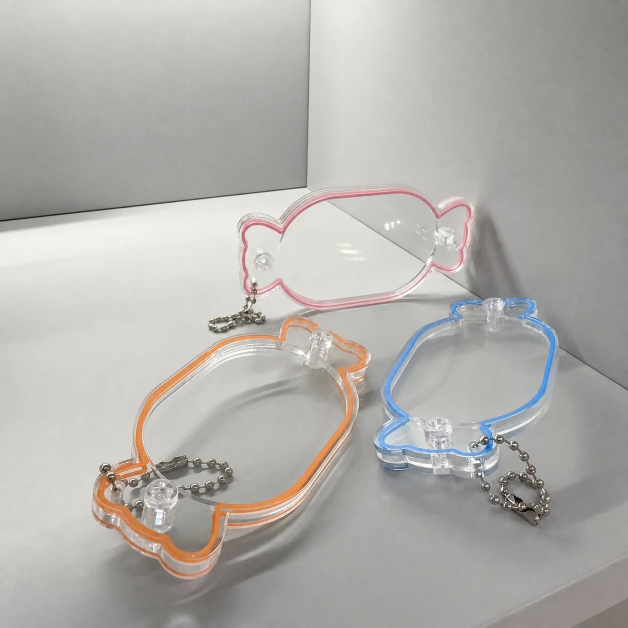 Candy Shape Acrylic Shaker Keychain Clear DIY Charm Pendant with Colored Edge Gift for Bag Keychain Jewelry Making