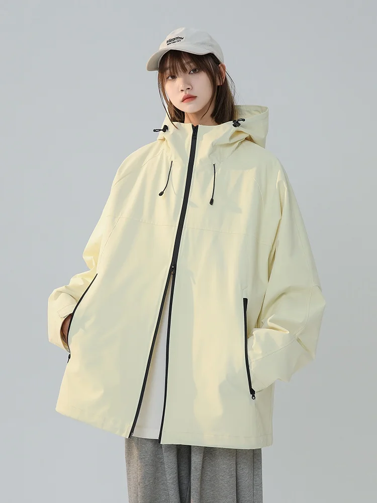 

Мужская уличная куртка 2025: Новинка, свободный крой, унисекс, с капюшоном, молодежная, модная, ветрозащитная, с длинными рукавами, на молнии, цветная