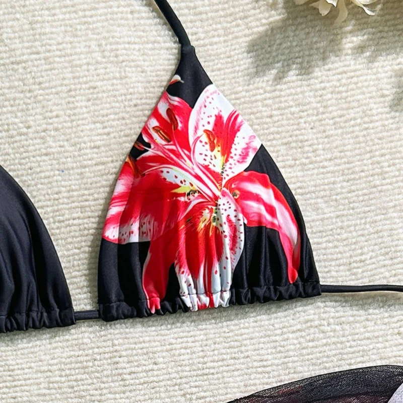 Hot-selling new women's swimsuit, two-piece sexy bikini, high-end pure desire black printed beach swimwear