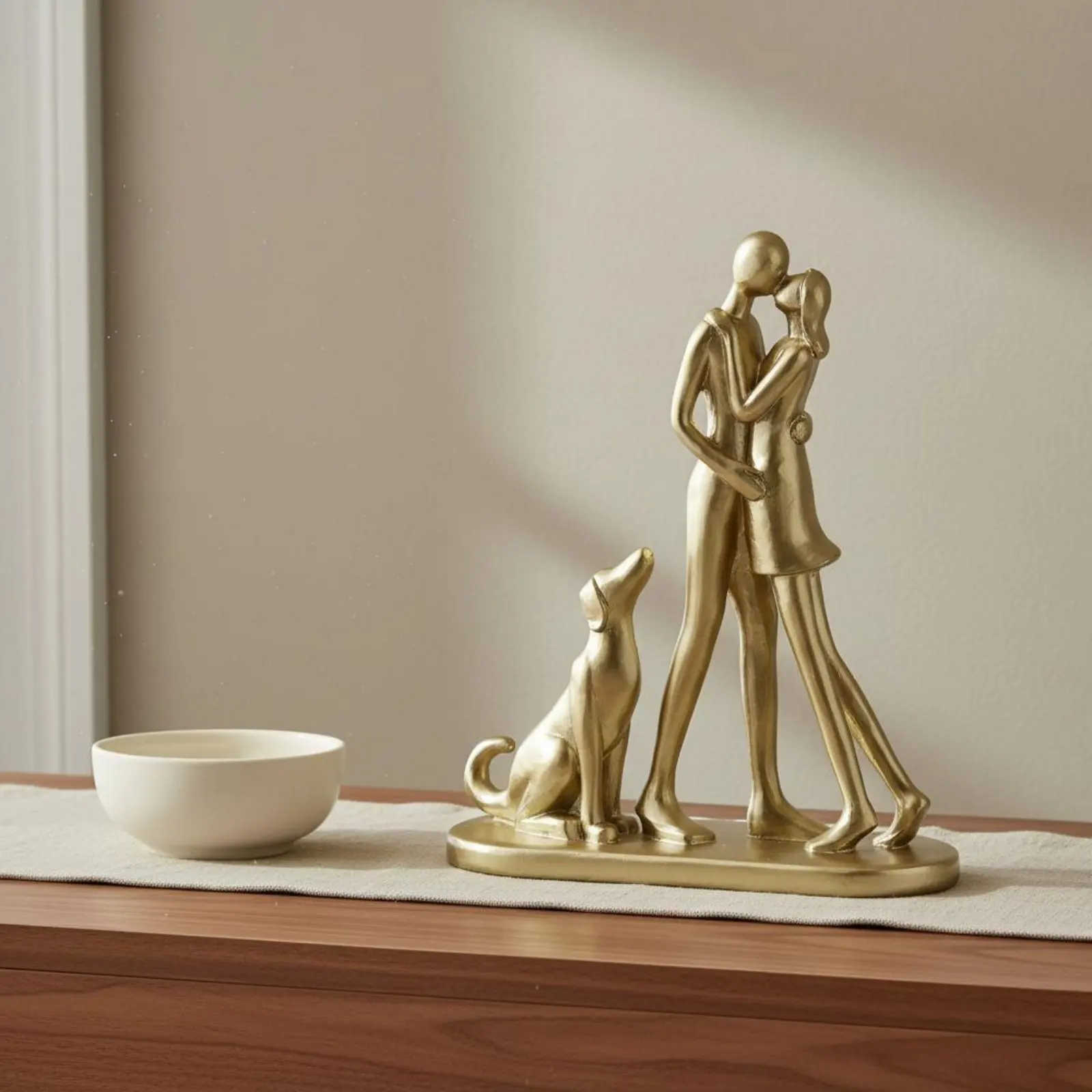 Couple and Dog Statue Decorative Attraction Family with Dog Figurine Resin Art Sculpture Handmade House Decoration