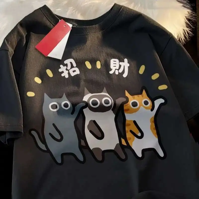 Lucky Cat Print Mens Cotton Tshirt Japanese Fortune Symbol Design Soft Breathable Fabric Streetwear Anime Style Tee Shirt Daily