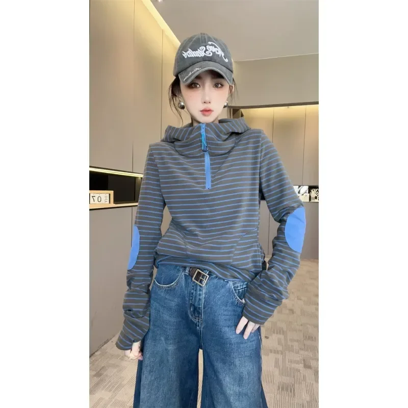 Striped Long Sleeve Hooded Top With Zipper And Patchwork Details For Casual Wear