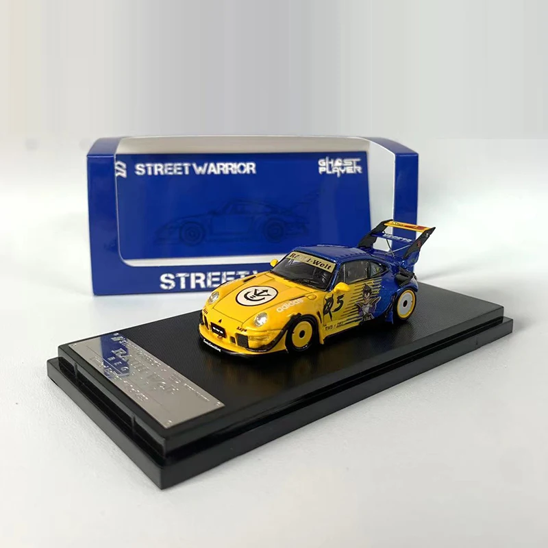 Street Weapon 1:64 Modello giocattolo per auto RWB993 Veicolo pressofuso in lega a corpo largo Rivestimento per cartoni animati ad ala alta