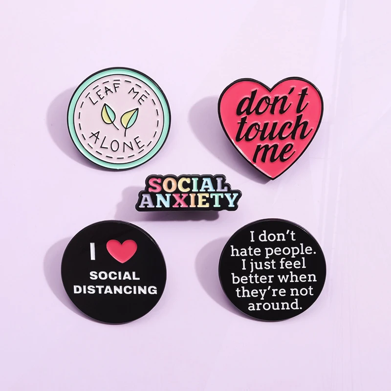 Sociale impacciato solitario donne potere arcobaleno perché coraggioso cuore calendario distintivo Punk Pins gioielli personalità testo smalto Pin ciao