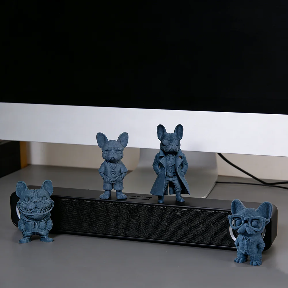 4-teiliges Sammelfiguren-Set Vintage Bulldoggen-Detektiv Figuren 3D-Gedruckte Ornamente Vintage-Statuen Geeignet für Schreibtisch-Dekoration