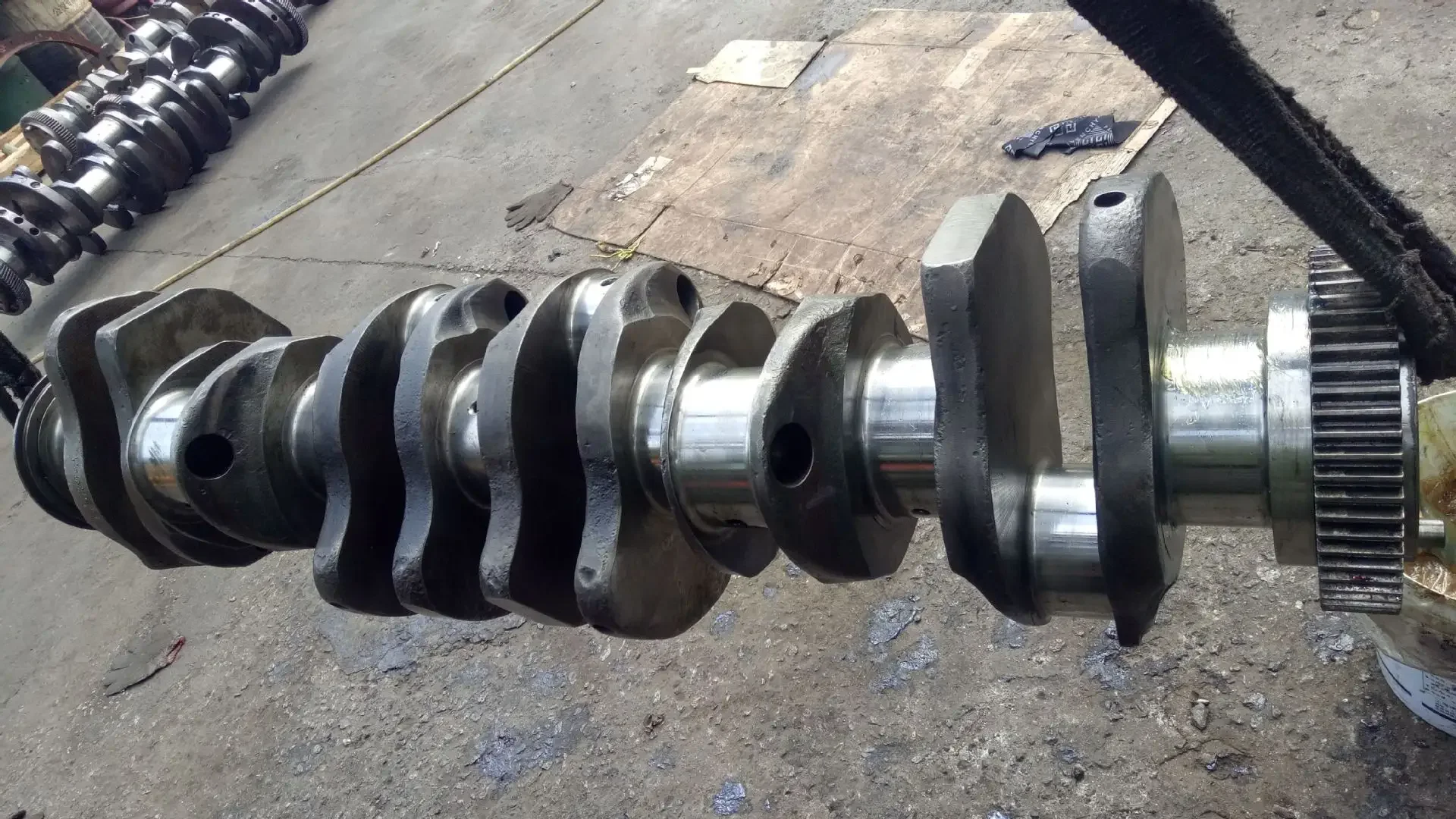 Crankshaft FOR MITSUBISHI ENGINE S6A3