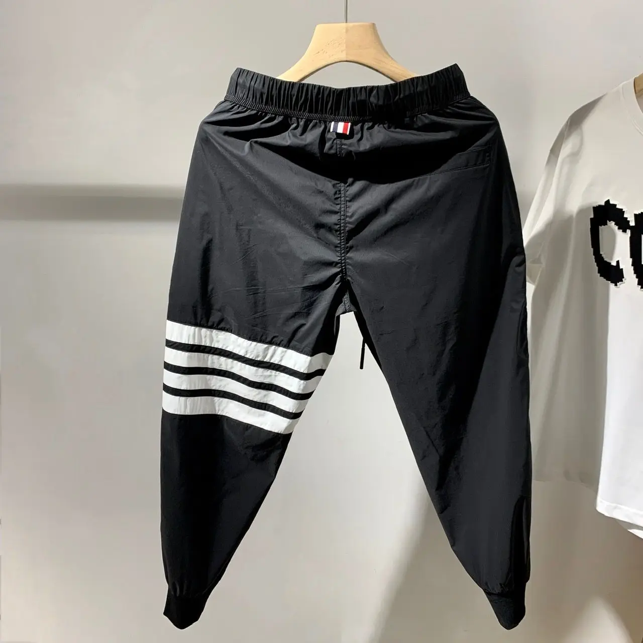 

Qui Dry Color Blo Youth Men's Summer Casual Thin Nine Points Pants Four Stripe Splice Colion Color Spor Loose Fit