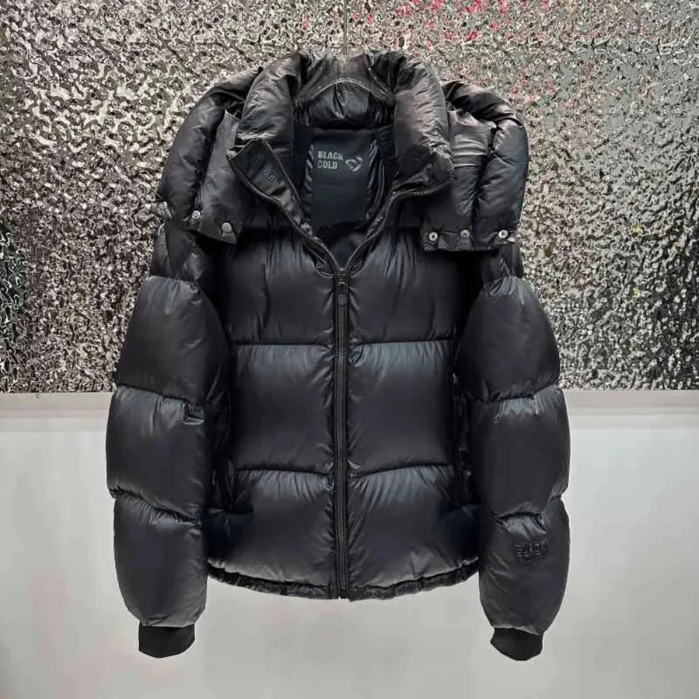 Chaqueta de plumón para mujer, chaqueta acolchada corta y esponjosa negra brillante con capucha, abrigo informal cálido y grueso con plumón de pato blanco 90%