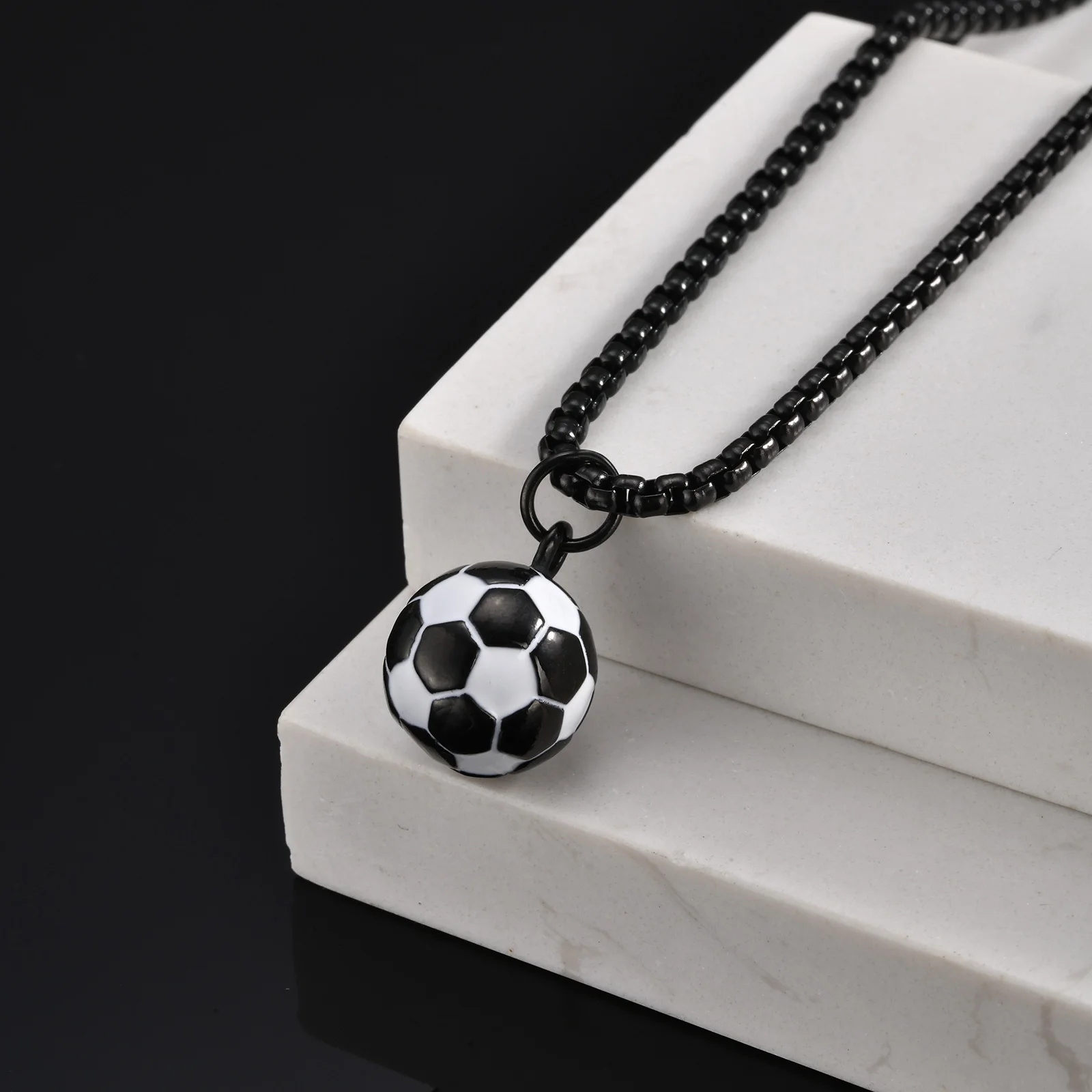 

Men's Football Necklace,Waterproof 3D Football Pendant Necklace,Birthday Gift for Sports Enthusiasts