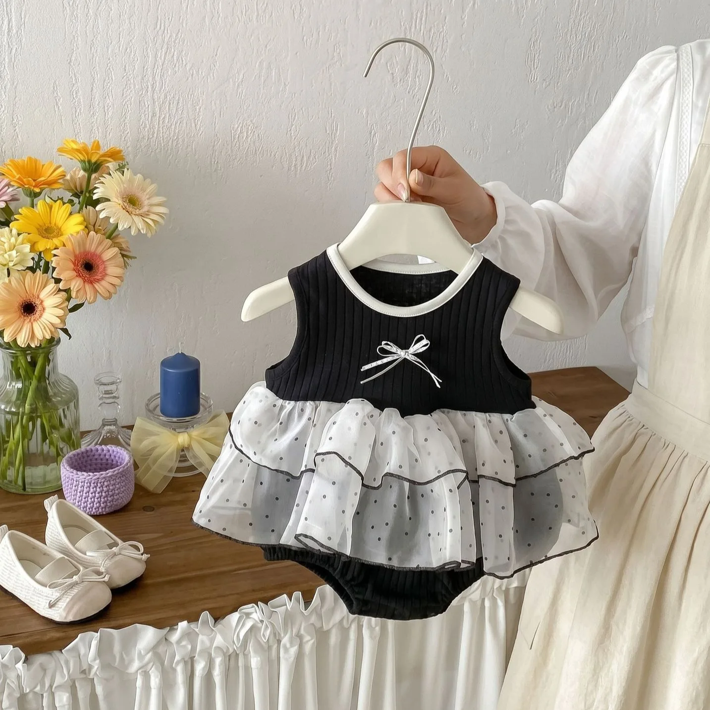 2026 Summer Thin Mesh Baby Girls' Bow Vest Onesie – Lace-Trimmed Romper with Butterfly Bow, Breathable Snap Crotch Bodysuit