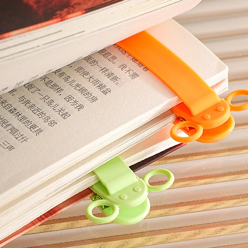 1Pc Cute Elephant Silicone Bookmark Clip with Pen Holder Page Flipping Automatically Follows Notebook Page Divider for School